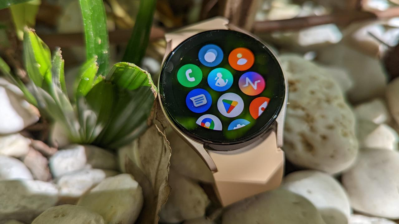 How does galaxy watch 4 measure stress